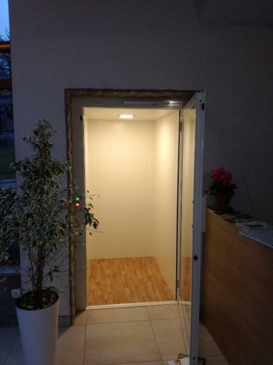 Janezinovi House Guest House Ratecevo Brdo Exterior foto